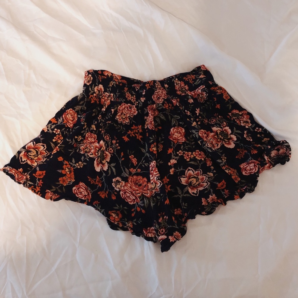 American Eagle floral shorts